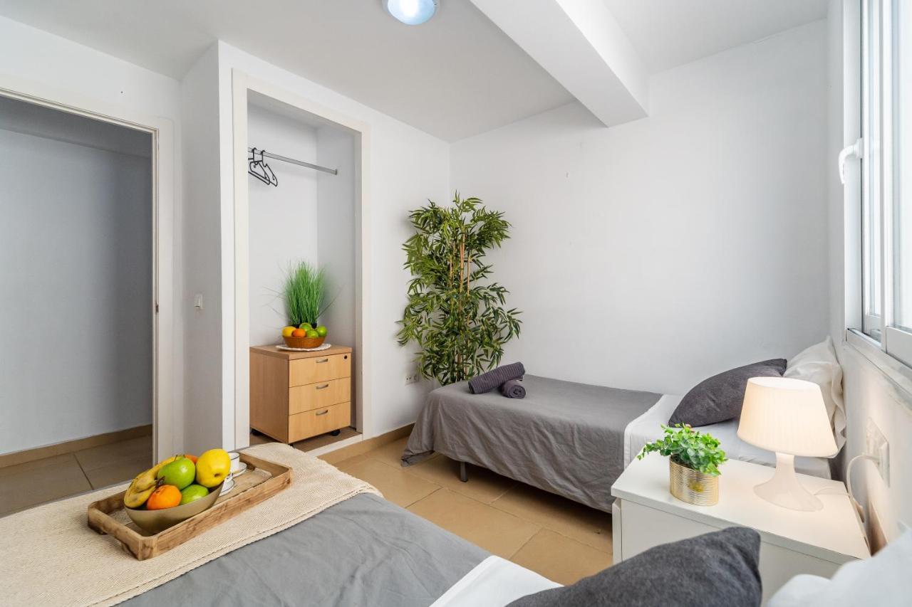 Fuengirola Paseo Maritimo Deluxe Apartment By The Beach Exterior photo